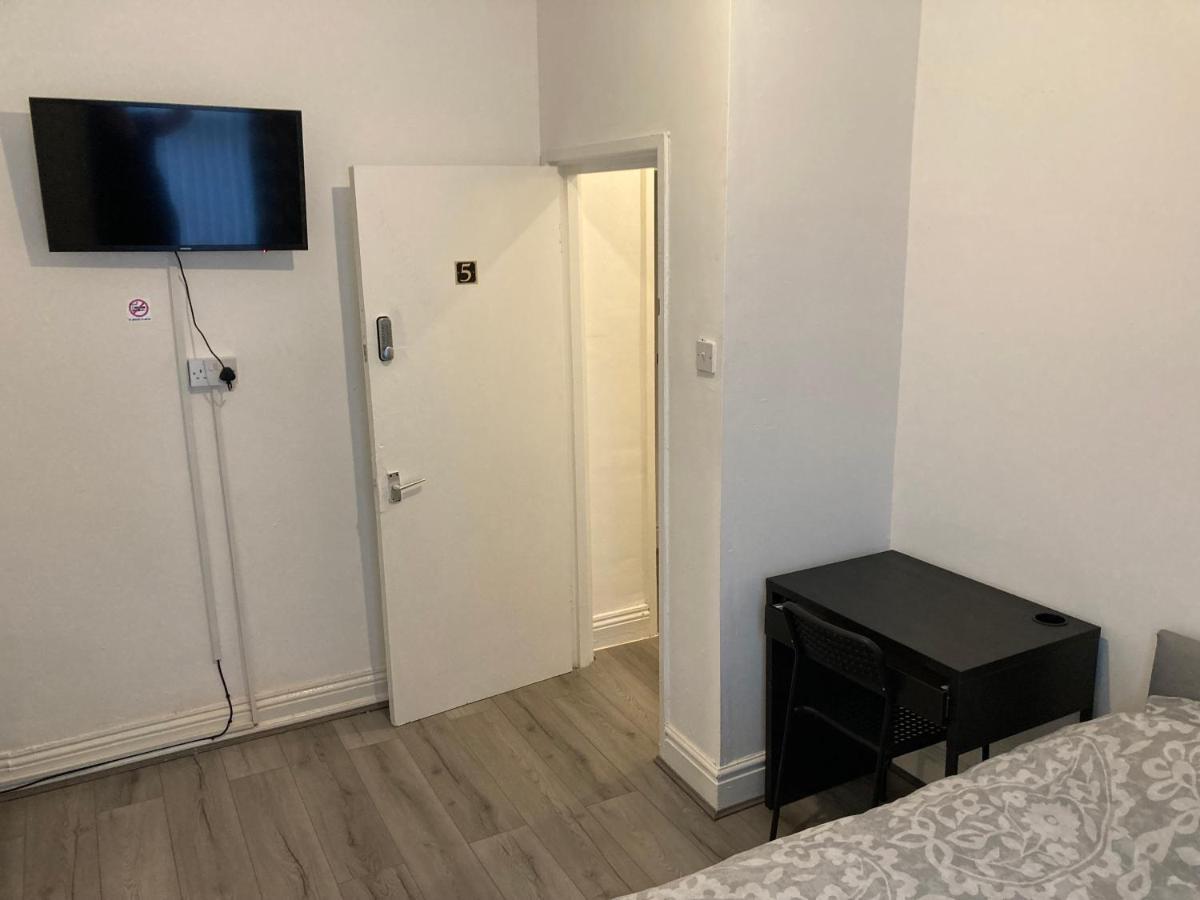 Chosen Rocky Lane Private Rooms Liverpool Luaran gambar