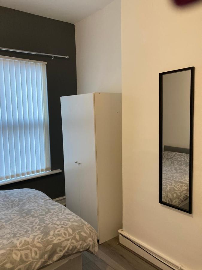 Chosen Rocky Lane Private Rooms Liverpool Luaran gambar