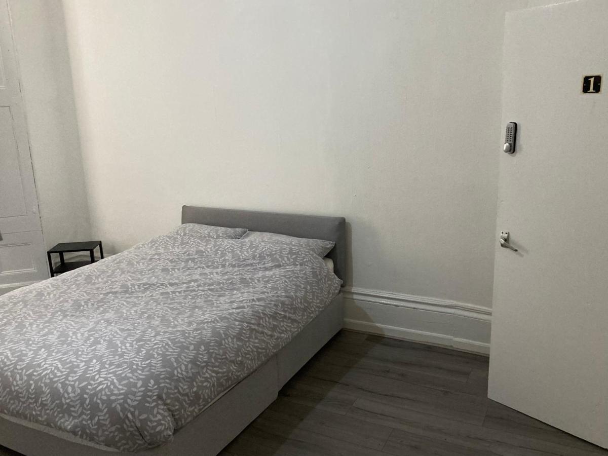 Chosen Rocky Lane Private Rooms Liverpool Luaran gambar