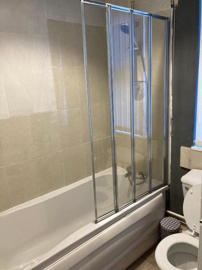 Chosen Rocky Lane Private Rooms Liverpool Luaran gambar