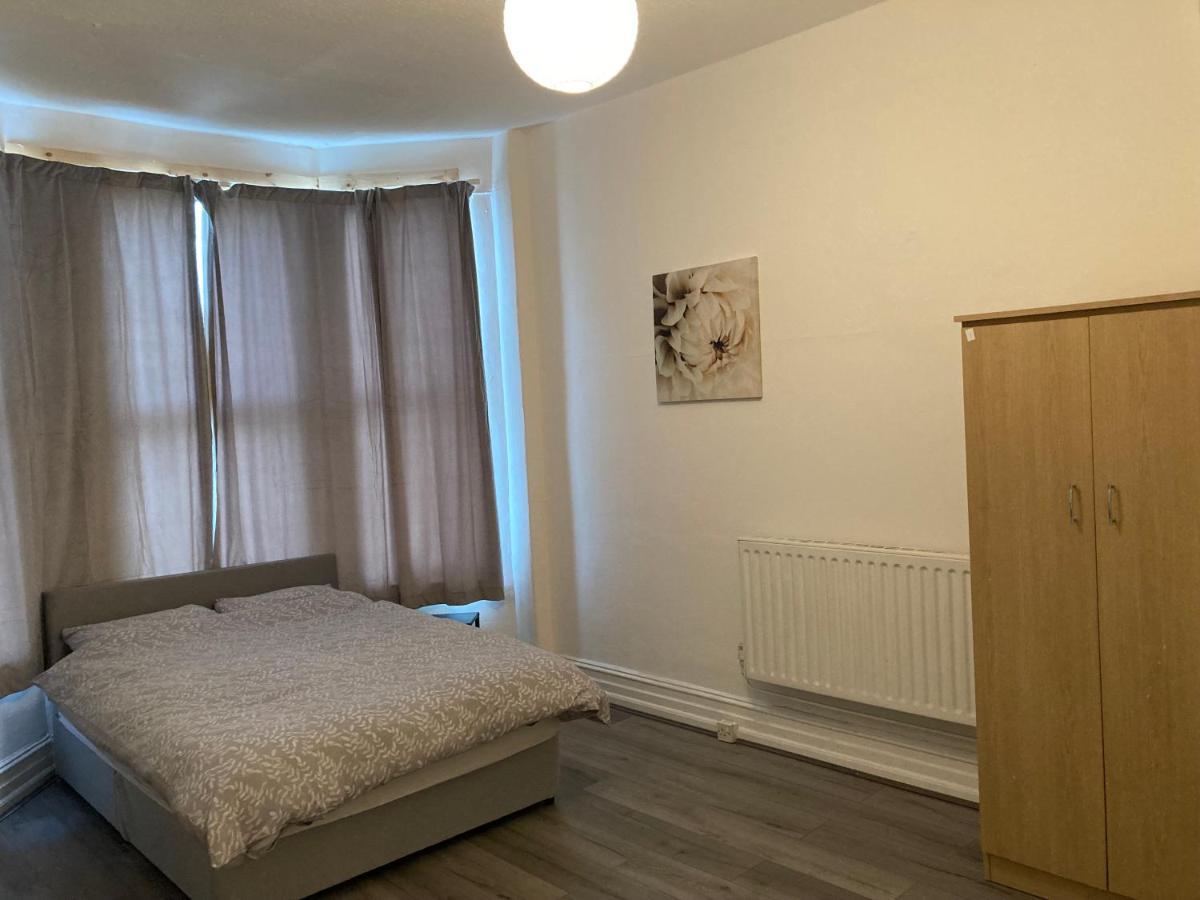 Chosen Rocky Lane Private Rooms Liverpool Luaran gambar