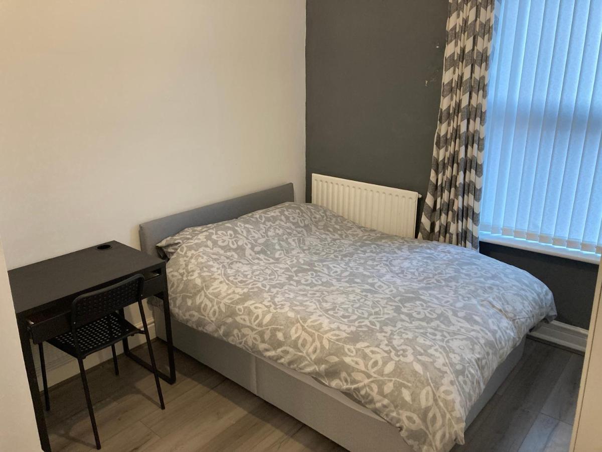 Chosen Rocky Lane Private Rooms Liverpool Luaran gambar
